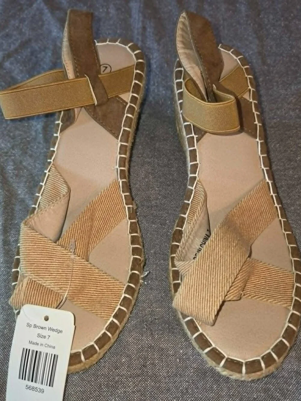 NWT Women's Espadrille Wedge Sandals Size 7 Brown